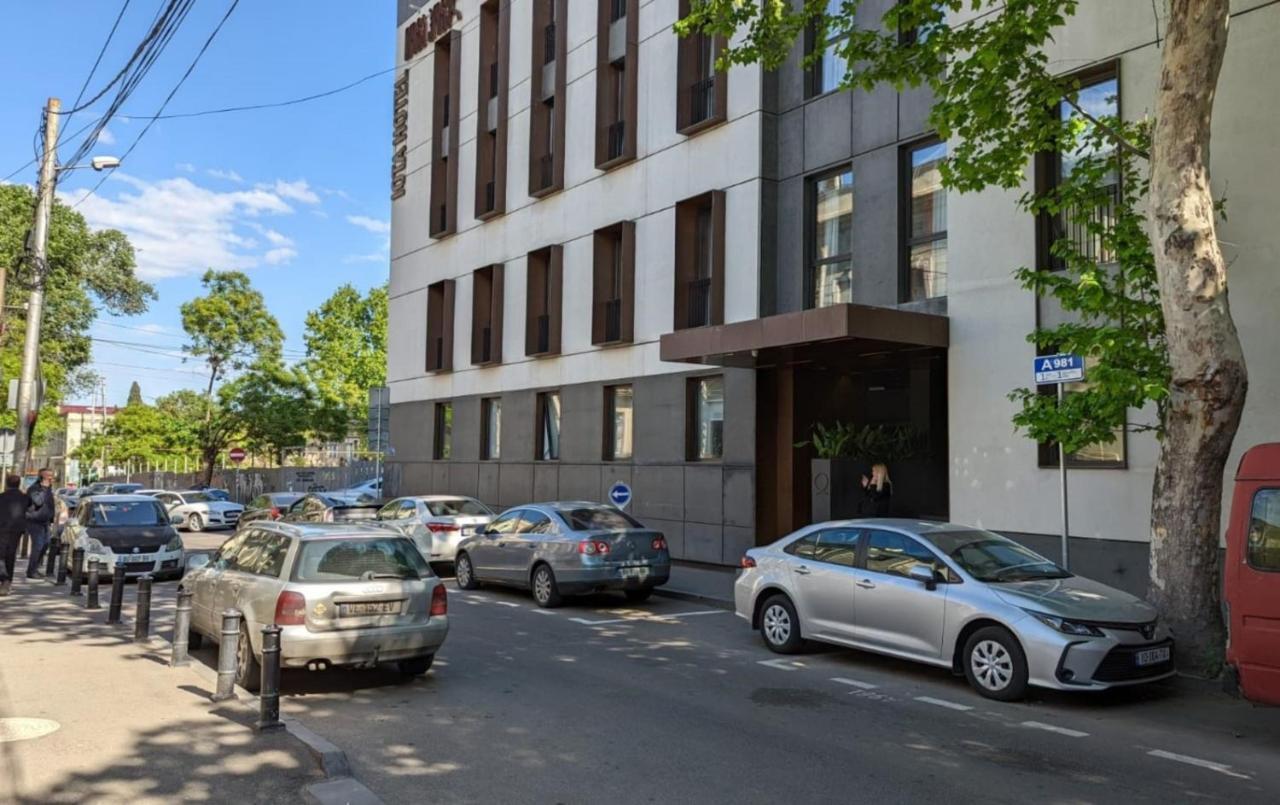 Ideal Home Tbilisi Ngoại thất bức ảnh