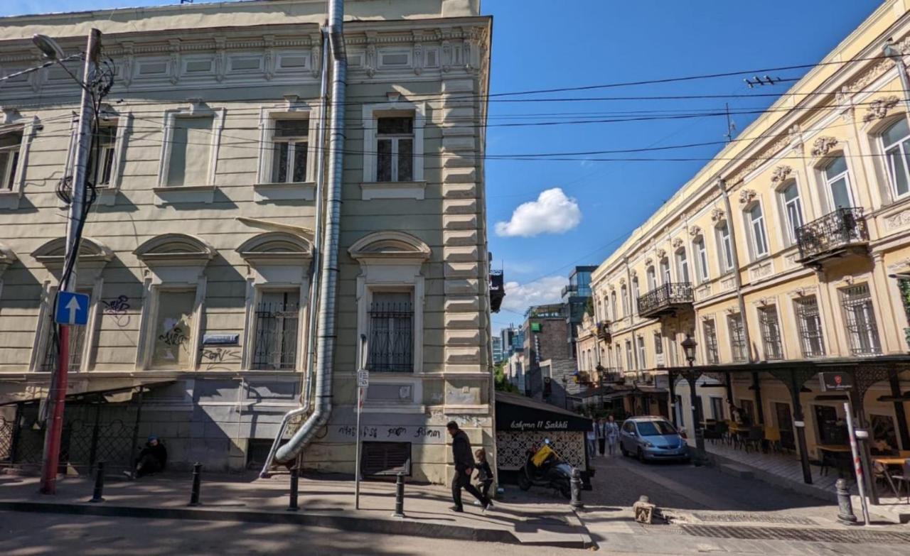 Ideal Home Tbilisi Ngoại thất bức ảnh