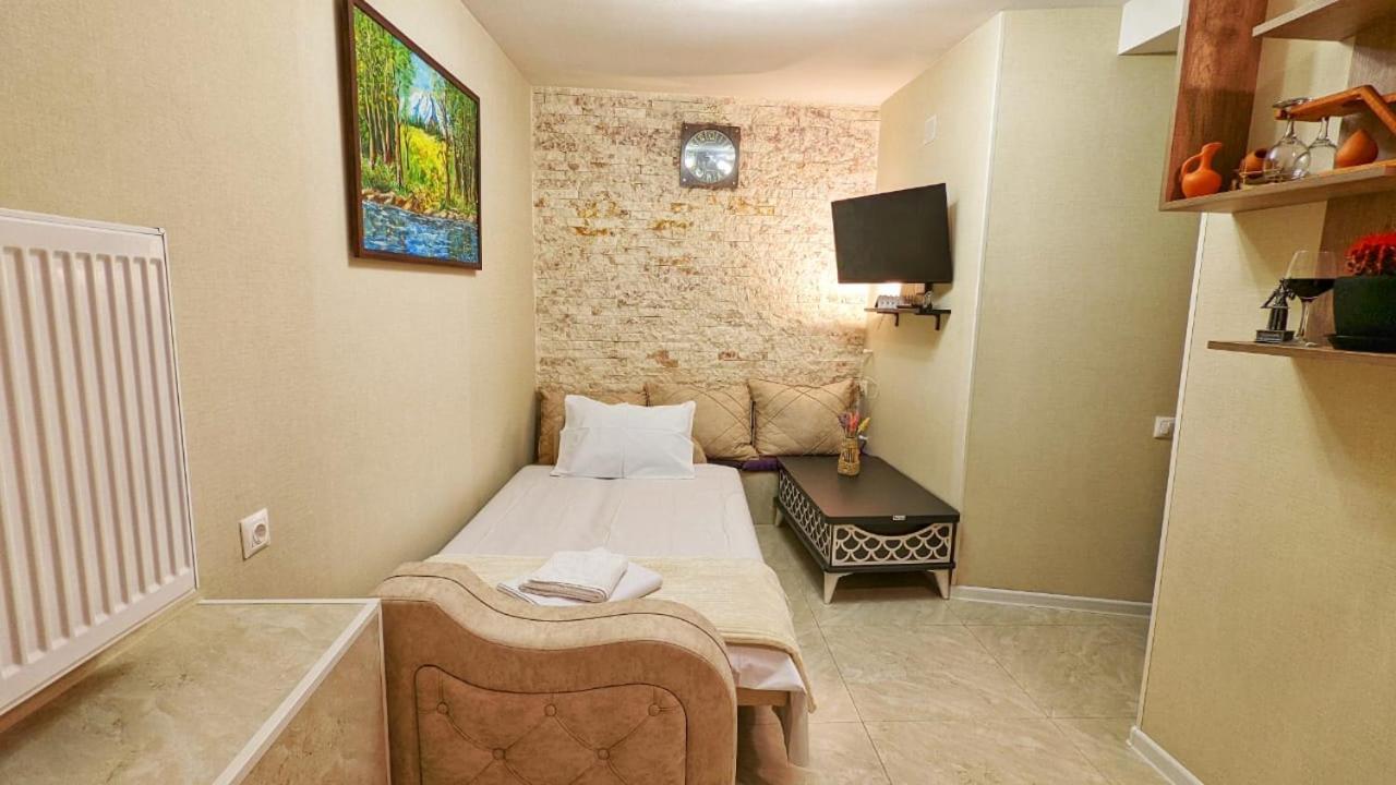 Ideal Home Tbilisi Ngoại thất bức ảnh